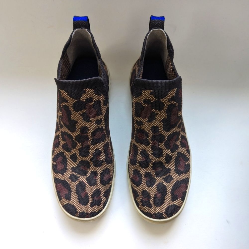 Rothy's Discontinued The Chelsea in Wildcat Leopard Print - Picture 3 of 12